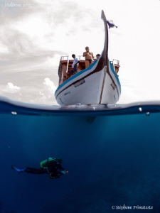Back to the boat. by Stéphane Primatesta 